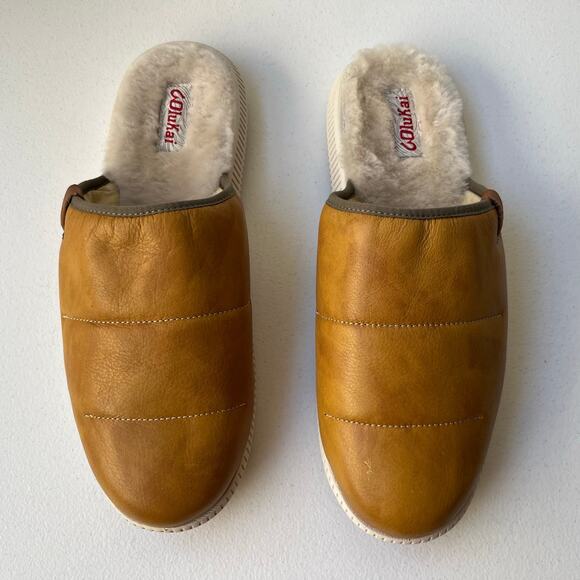 Olukai Mua 'Ili Mule Slippers Men's 12 in Golden Sand/Bone Leather Sherling NEW - Picture 4 of 16